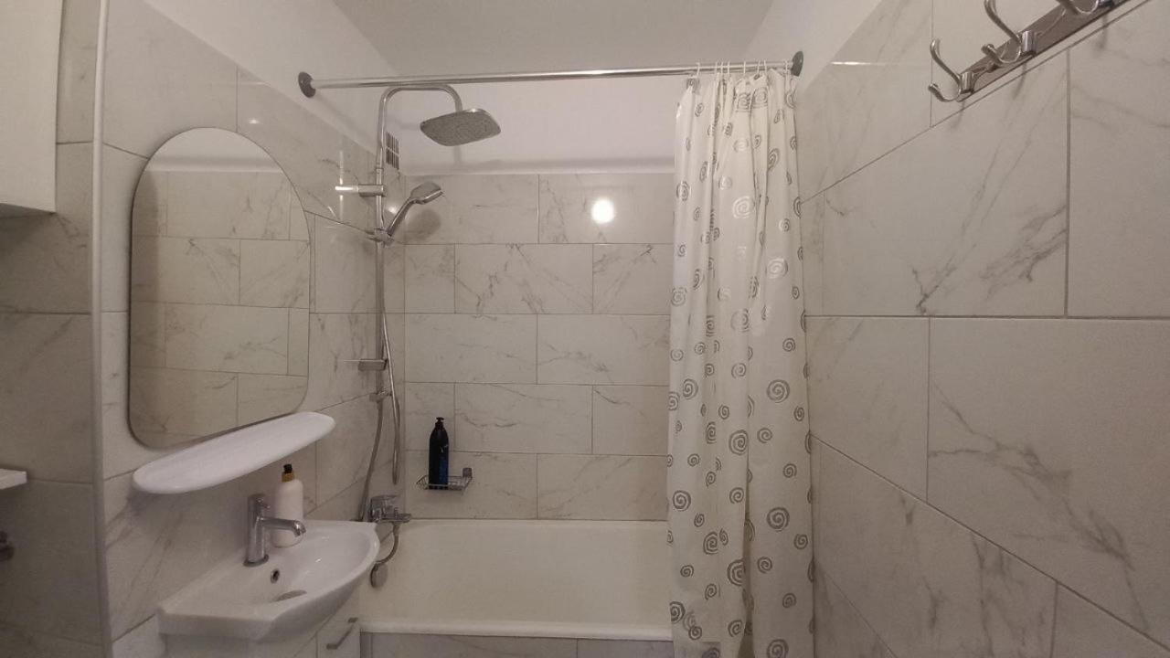Apartrooms Wielunska Warszawa Exteriör bild